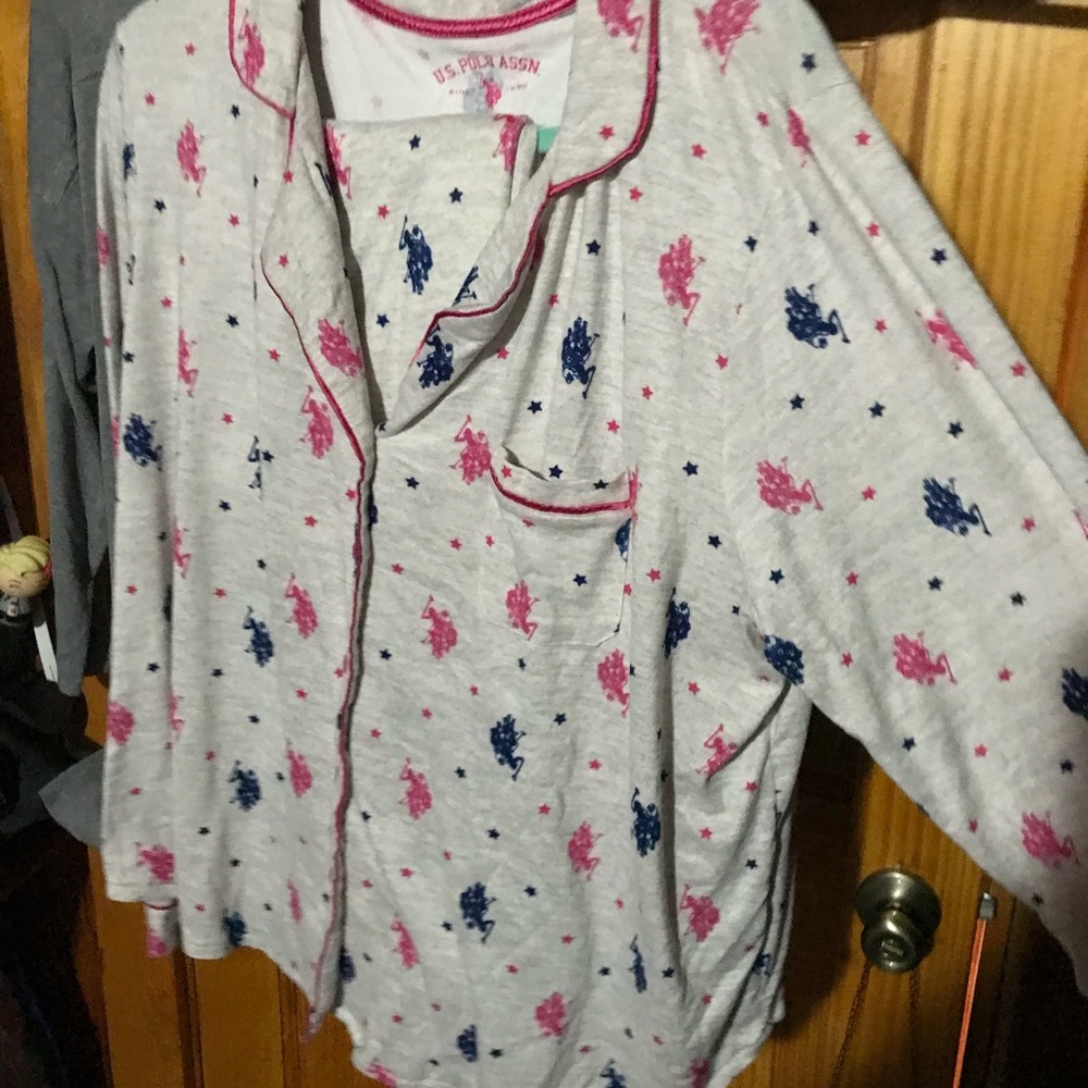 U.S. Polo Assn. Gray Top with Pink and Blue Accents set